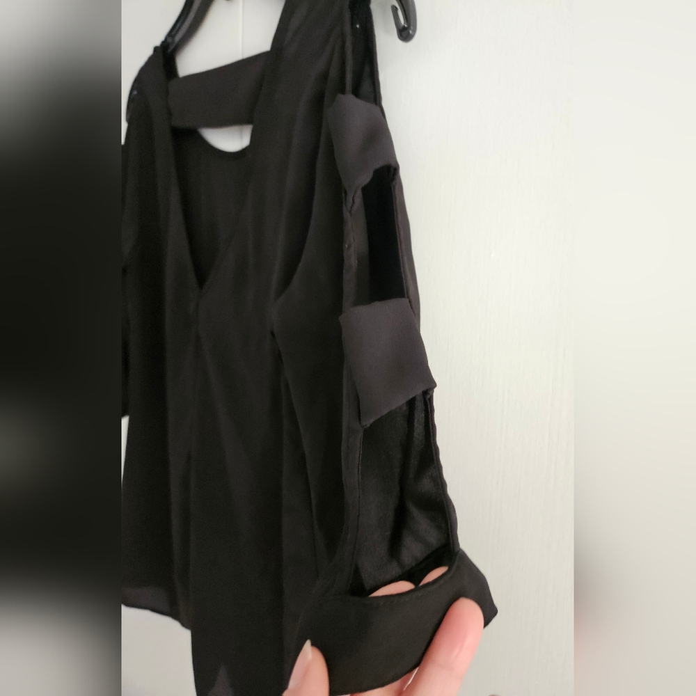 iZBYER Black Blouse 3/4 Sleeve Dressy Top Lightweight Size XS - Picture 4 of 8